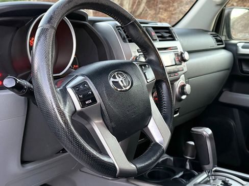 Used 2010 Toyota 4Runner SR5 image 14