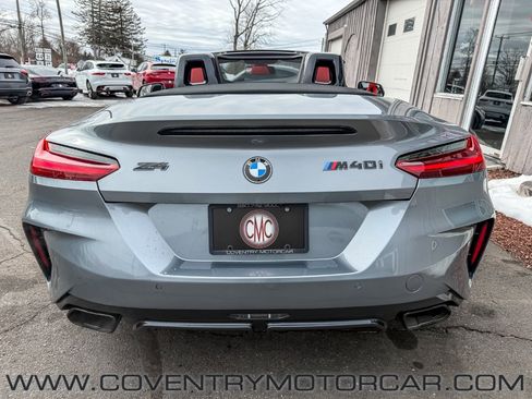 Used 2025 BMW Z4 M40i w/ Edition image 7