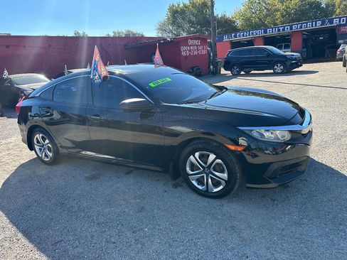 Used 2018 Honda Civic LX image 2