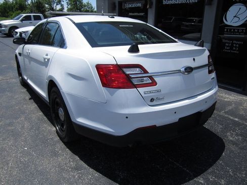 Used 2018 Ford Taurus Police Interceptor AWD image 3