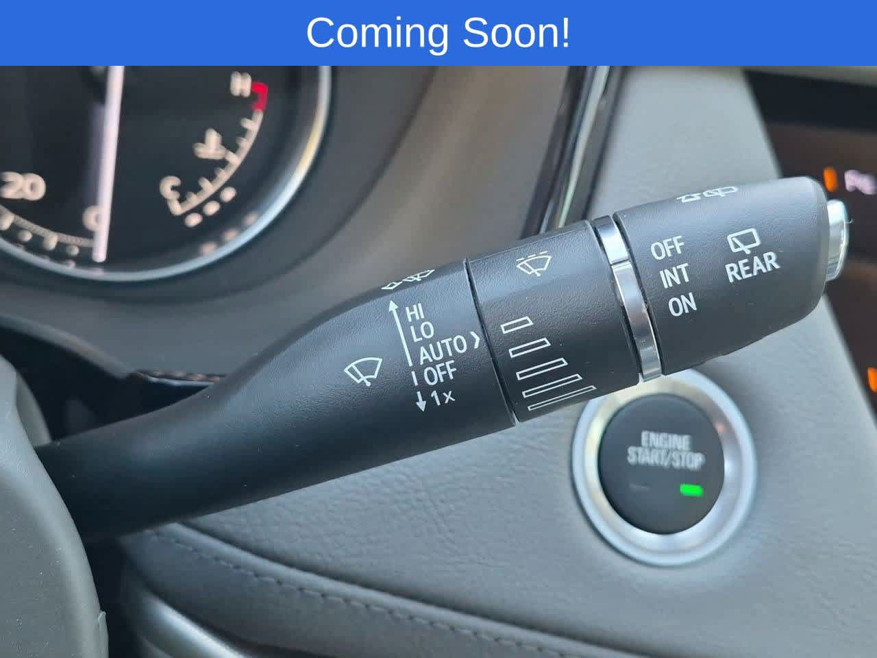 Used 2024 Cadillac XT5 Premium Luxury w/ LPO, Floor Liner Package AWD/4WD image 27