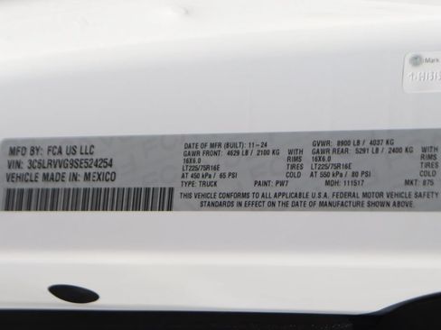 Used 2025 RAM ProMaster 2500 w/ U-Haul Equipment Group FWD image 47