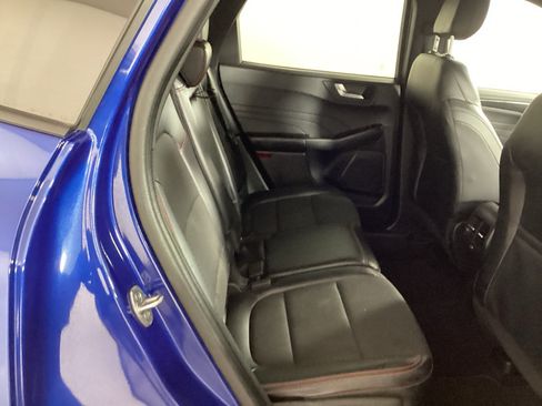 Used 2023 Ford Escape ST-Line w/ Tech Pack #1 AWD/4WD image 10