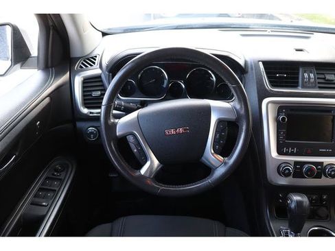 Used 2015 GMC Acadia SLE FWD image 8