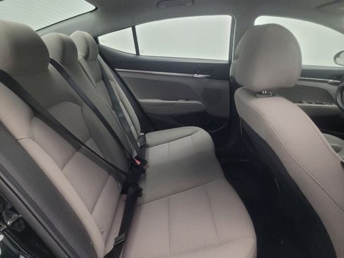 Used 2020 Hyundai Elantra SE w/ Cargo Package (C1) FWD image 19