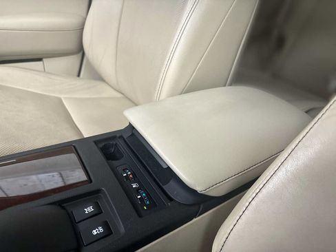 Used 2013 Lexus RX 350 AWD w/ Navigation Pkg image 22