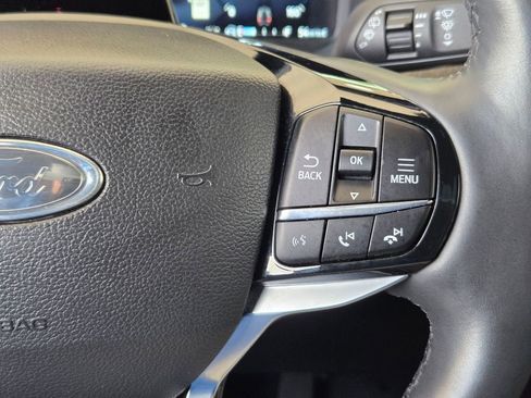 Used 2025 Ford Explorer Platinum w/ LUX Leather Package AWD/4WD image 23