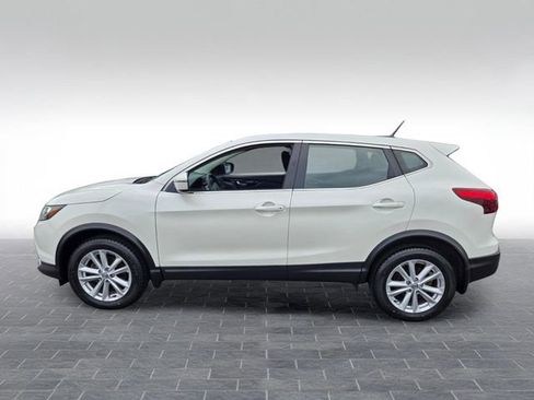 Used 2018 Nissan Rogue Sport AWD image 4