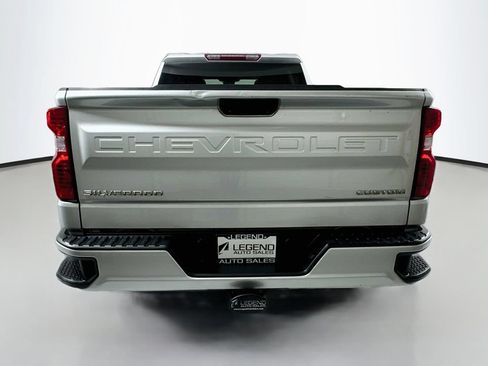 Used 2022 Chevrolet Silverado 1500 Custom AWD/4WD image 6