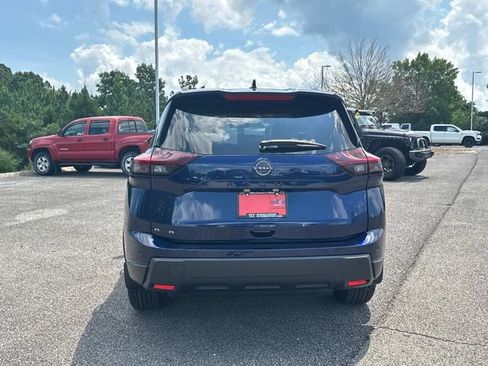 New 2026 Nissan Rogue Dark Armor FWD image 5