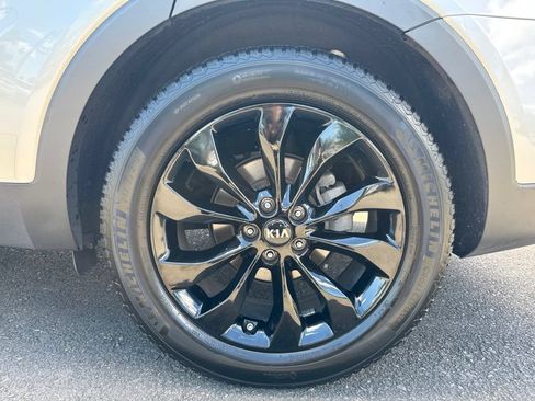Used 2020 Kia Sorento S AWD/4WD image 27