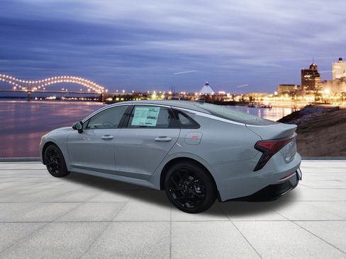 New 2026 Kia K5 GT-Line image 3