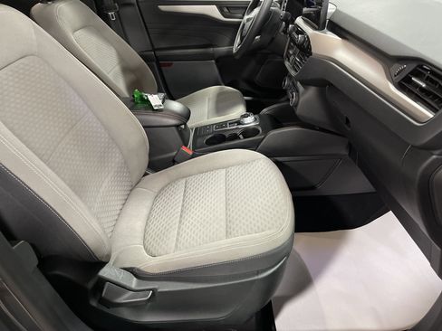 Used 2022 Ford Escape SE w/ Convenience Package image 12
