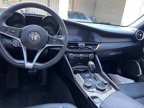 Used 2018 Alfa Romeo Giulia Ti w/ Nero Edizione image 8