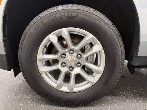 Used 2025 Chevrolet Tahoe LT AWD/4WD image 18