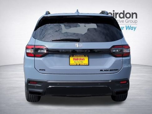 Used 2026 Honda Pilot Black Edition image 6