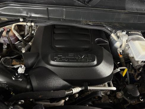 Used 2025 RAM 2500 Big Horn AWD/4WD image 34