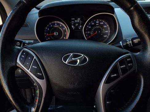 Used 2013 Hyundai Elantra Limited w/ Technology Pkg image 11