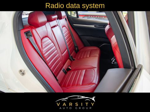 Used 2022 Alfa Romeo Stelvio Veloce image 14