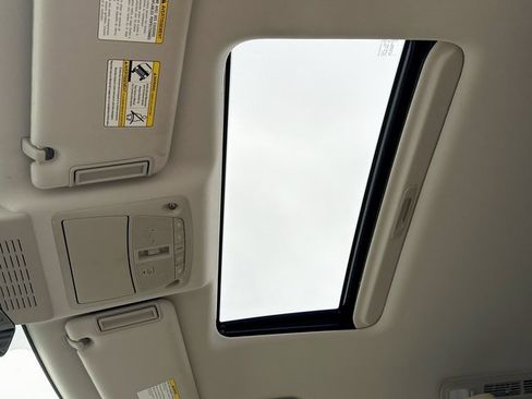 Used 2019 Nissan Armada Platinum w/ Captain's Chairs Package image 21