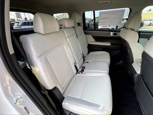 New 2026 Hyundai Santa Fe SE image 19