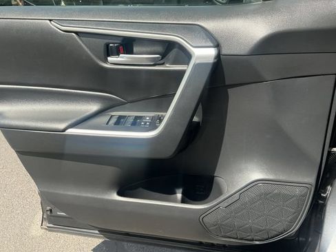 Certified 2021 Toyota RAV4 XLE w/ XLE Grade Weather Package AWD/4WD image 28