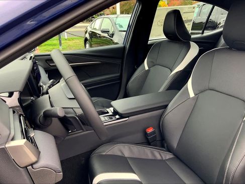 New 2026 Toyota Camry SE image 9