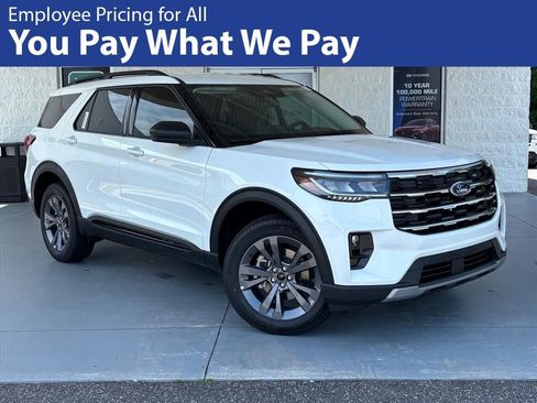New 2026 Ford Explorer Active w/ Active Comfort Package AWD/4WD image 1