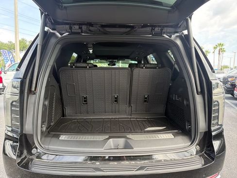 New 2026 Chevrolet Tahoe High Country AWD/4WD image 9