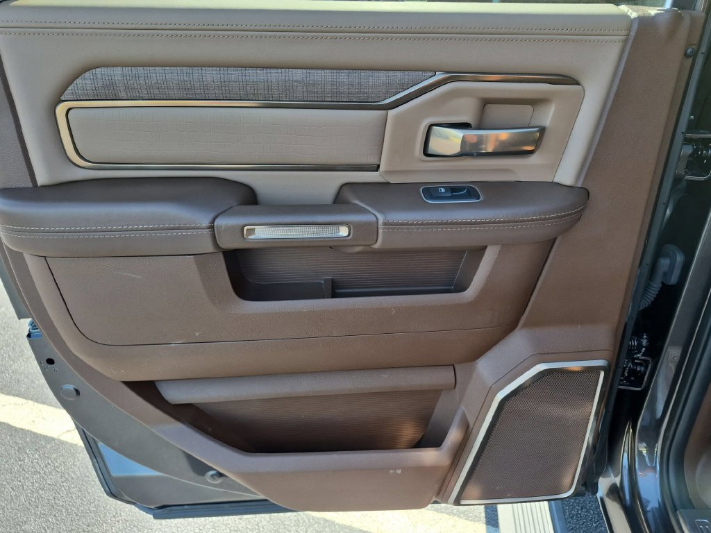 Used 2023 RAM 2500 Limited AWD/4WD image 25
