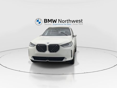 New 2026 BMW X3 xDrive30i w/ Convenience Package AWD/4WD image 8