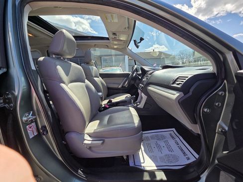 Used 2014 Subaru Forester 2.5i Limited image 16