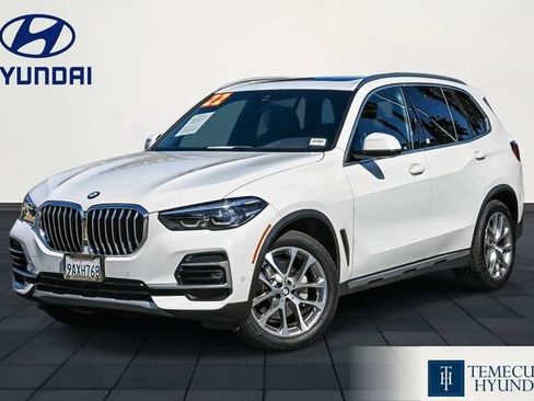 Used 2022 BMW X5 xDrive40i w/ Premium Package image 1