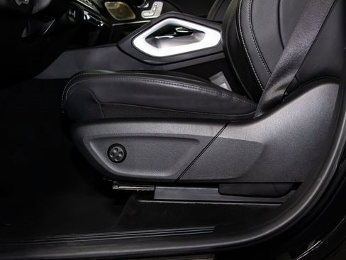 Certified 2022 Mercedes-Benz GLS 450 4MATIC image 15