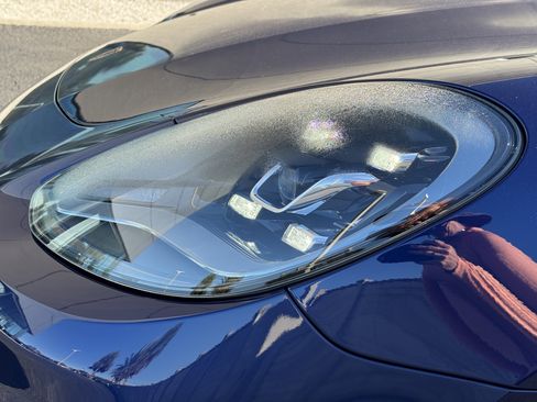 Certified 2023 Porsche Panamera 4 image 13