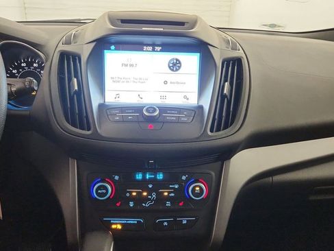 Used 2018 Ford Escape SE w/ SE Sync 3 Package AWD/4WD image 11