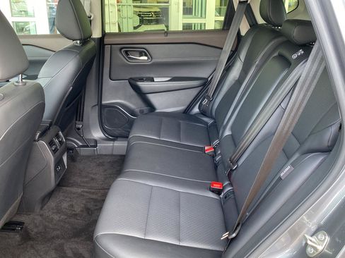 Certified 2023 Nissan Rogue SV w/ SV Premium B Package AWD/4WD image 19
