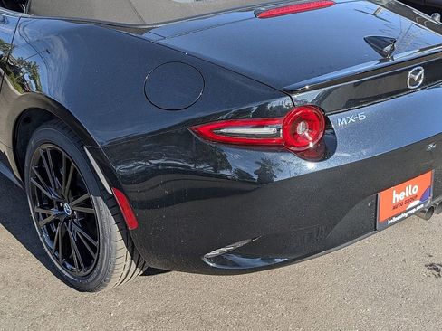 New 2026 MAZDA MX-5 Miata Club w/ Interior Package RWD image 13