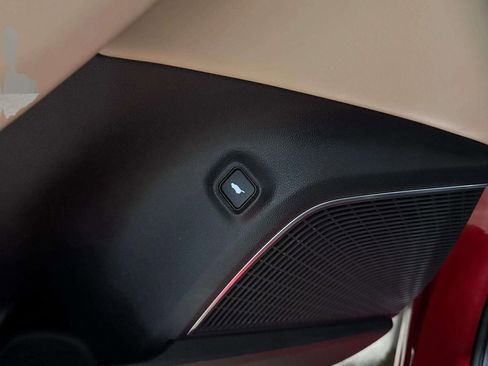 Used 2025 Acura MDX w/ Technology Package image 11