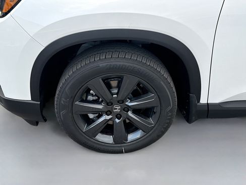 New 2026 Honda Pilot Sport image 27