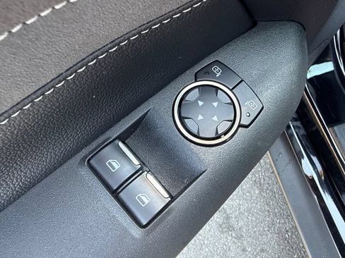 Used 2019 Ford Mustang Shelby GT350 w/ Technology Package RWD image 19