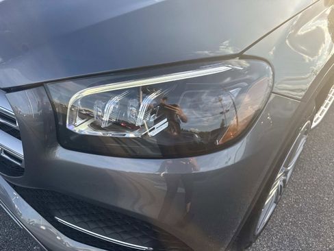 Certified 2022 Mercedes-Benz GLS 450 4MATIC image 9