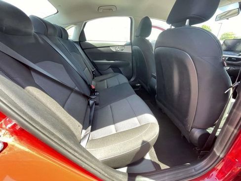 Used 2024 Kia Forte LXS FWD image 11