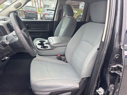 Used 2019 RAM 1500 Express w/ Express Value Package image 9