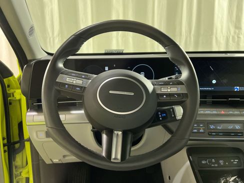 Used 2024 Hyundai Kona Limited image 23