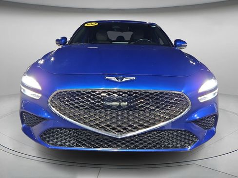 Used 2022 Genesis G70 2.0T image 5