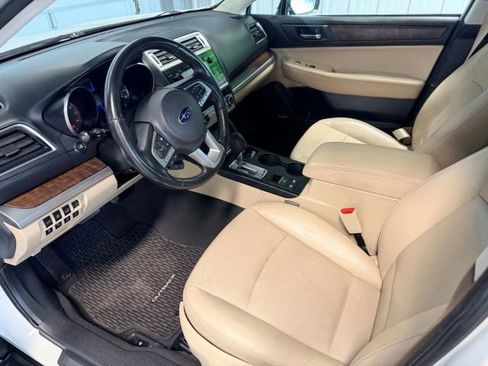 Used 2016 Subaru Outback 3.6R Limited image 7