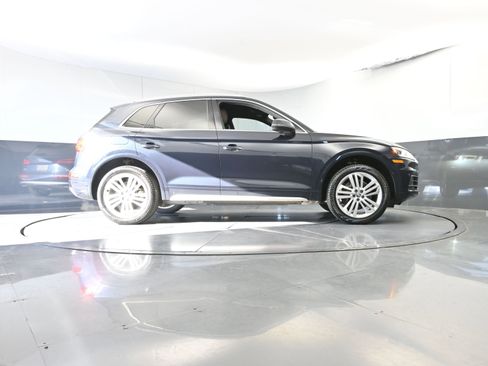 Used 2018 Audi Q5 2.0T Premium Plus w/ Premium Plus Package image 30