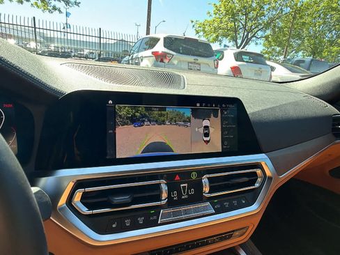 Used 2021 BMW 430i Convertible w/ M Sport Package RWD image 14