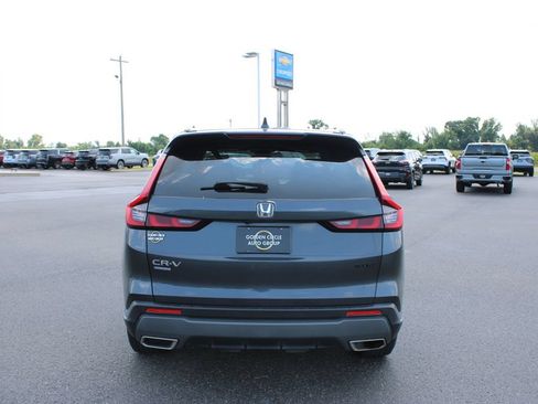 Used 2023 Honda CR-V Sport image 8